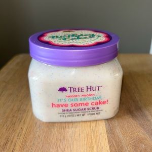 Tree Hut Birthday Cake Body Scrub